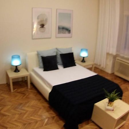 Opera Dream Apartment บูดาเปสต์ ภายนอก รูปภาพ