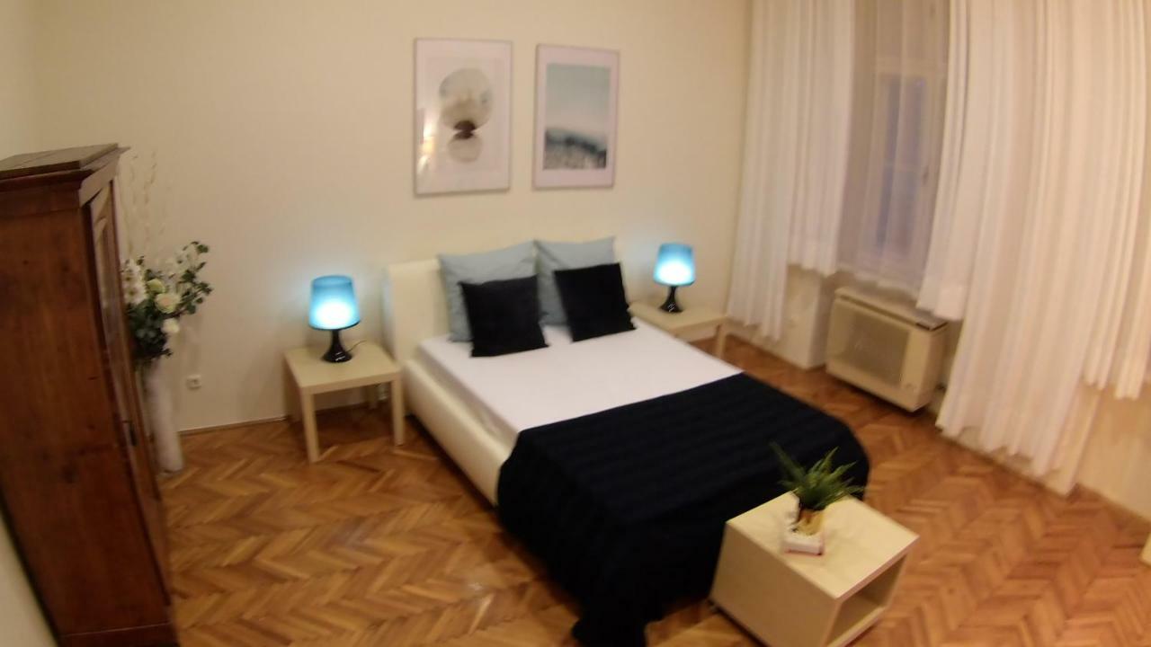 Opera Dream Apartment บูดาเปสต์ ภายนอก รูปภาพ
