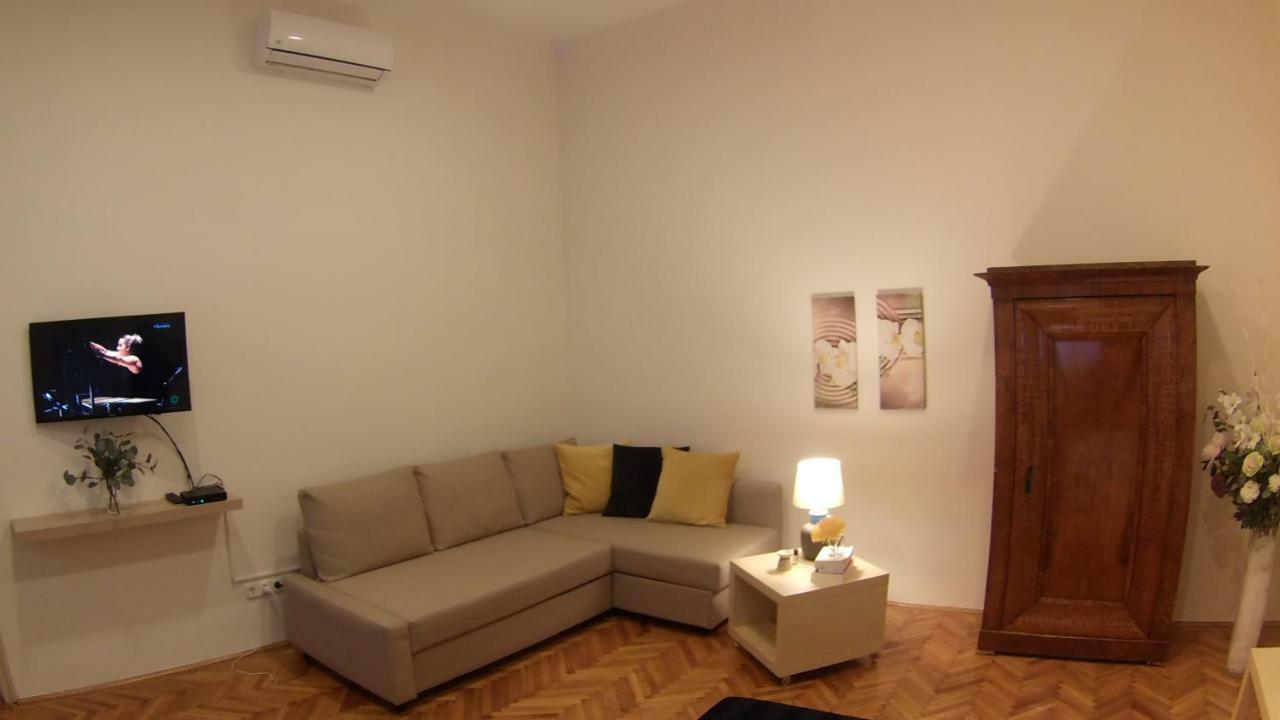 Opera Dream Apartment บูดาเปสต์ ภายนอก รูปภาพ